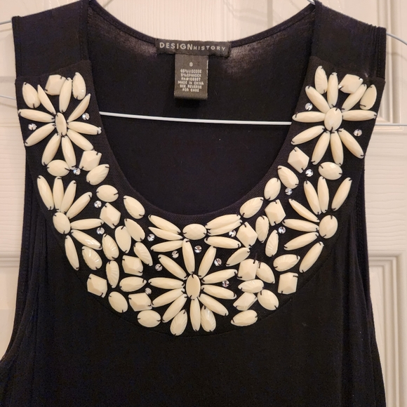 Sleeveless Dress - Picture 2 of 2